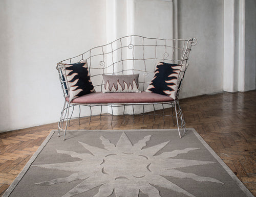 RUGS