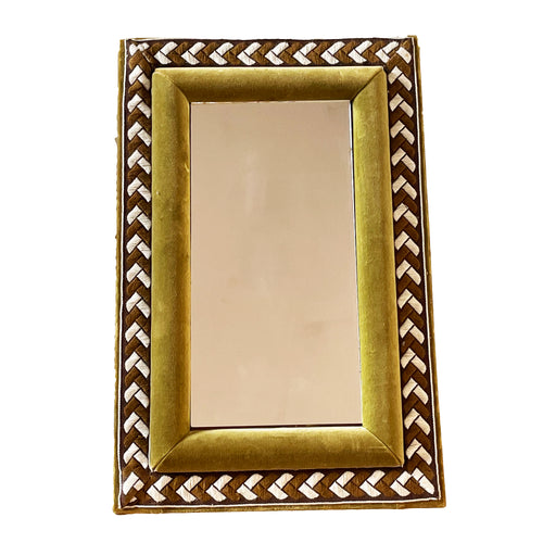 VELVET MIRROR
